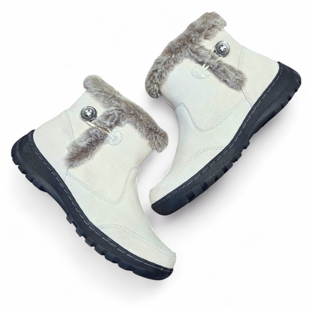 Khombu Iris 1527296 Ivory Suede Leather All Weather Boots W/ Faux Fur Trim Sz 7M